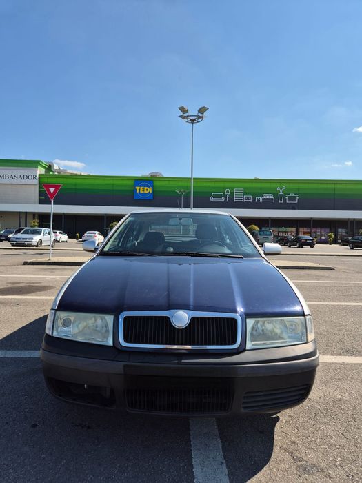 Vând Skoda Octavia
