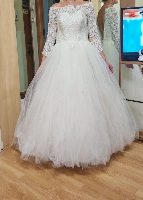 Vand rochie de mireasa