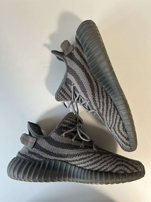 Yeezy 350 v2 beluga