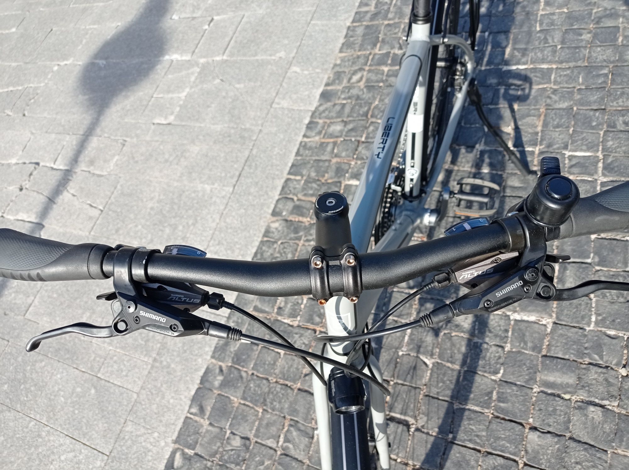 Bicicleta Breezer 28" 3x9