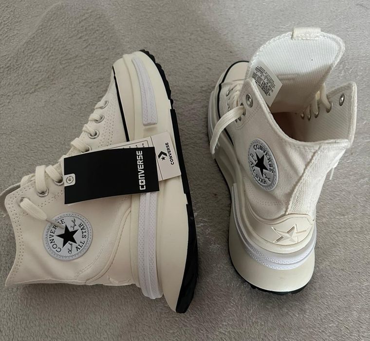 Converse  nr 40 noi