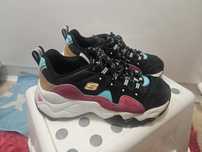 Adidasi skechers 36