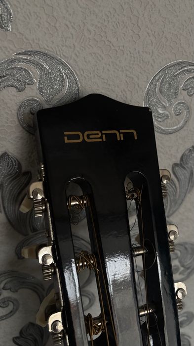 Гитара совсем новая