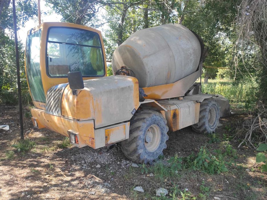 Сдам в аренду Кармикс  автобетоносмеситель с самозагрузкой 4.5 куба