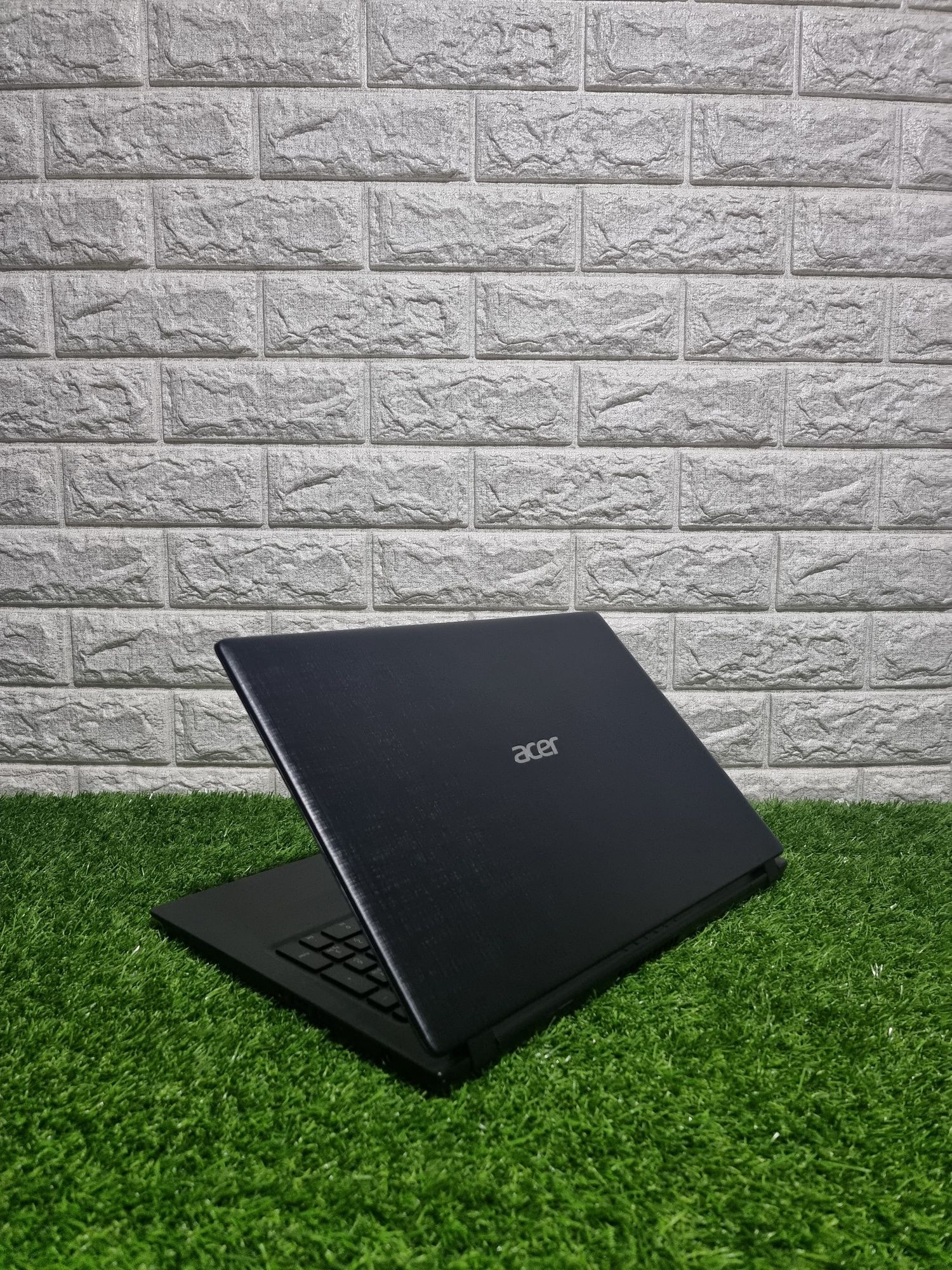 Acer Core i3 Ок'итувчи ва давлат ишида ишлайотганлар учун зур таклиф.