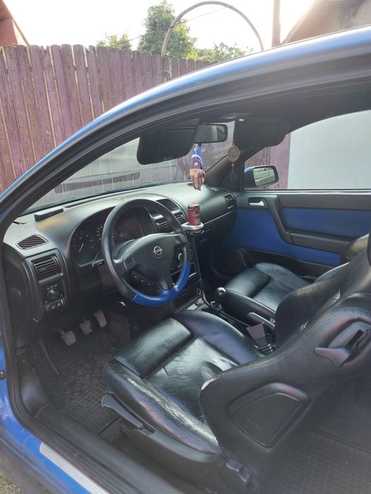 Opel astra G  16 8v vând sau schimb mai multe detalii în privat
