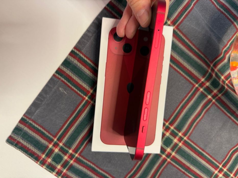 iPhone 13 Red 128
