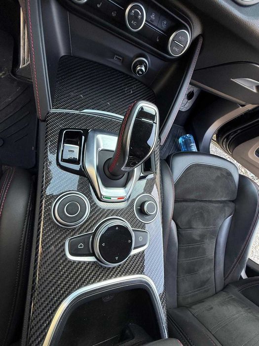 Alfa Romeo Quadrifoglio 2022 - Garantie Auto Italia! 45.500 Euro +TVA