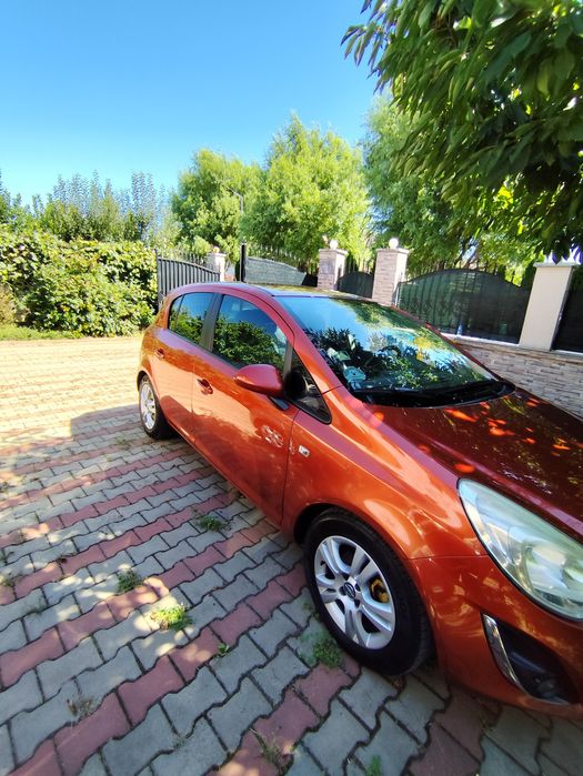 Vând Opel Corsa D