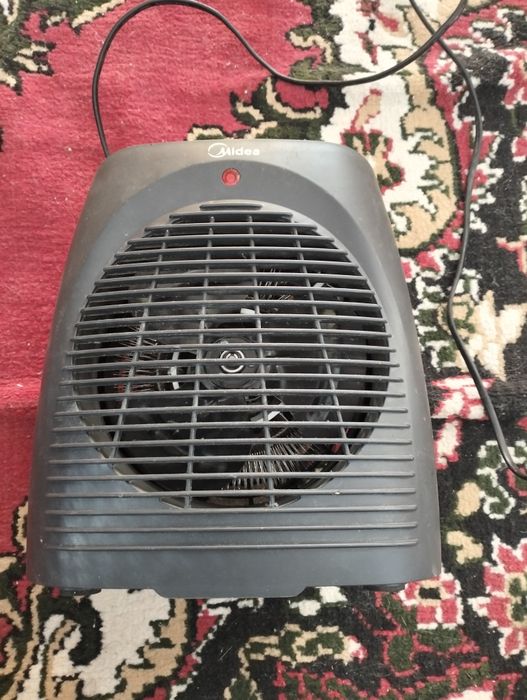 Продам электрический обогреватель