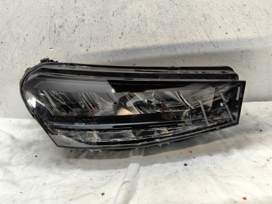 Оригинален фар Шкода Фабия  Skoda Fabia Full Led