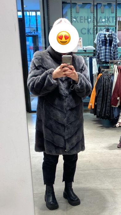 Продам норковую шубу