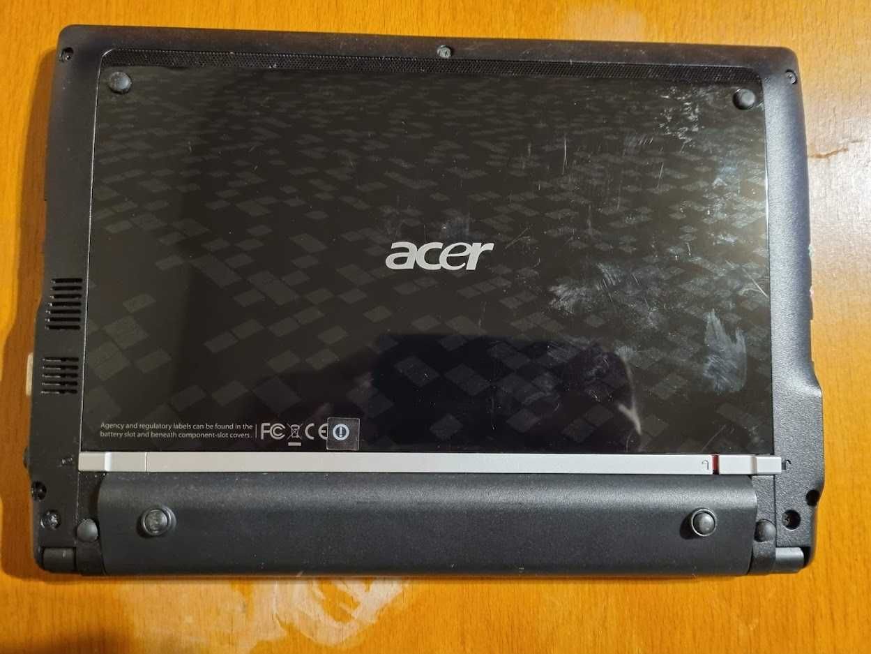 Netbook Acer One si incarcator Aspire One PA-1300-04