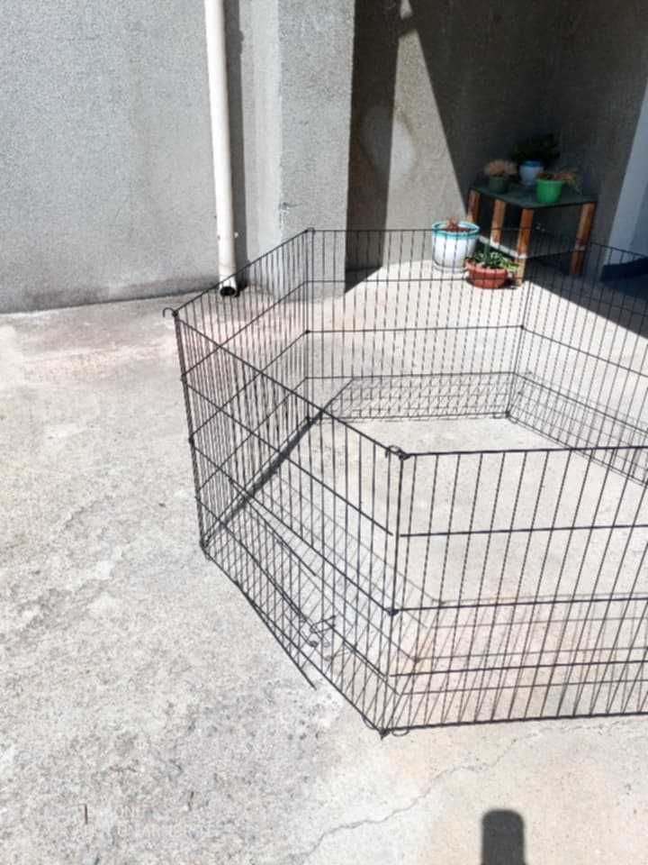 Метално заграждение за средни и малки породи кучета