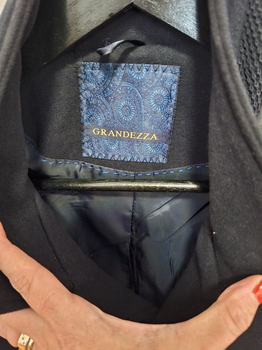 Palton barbati nepurtat