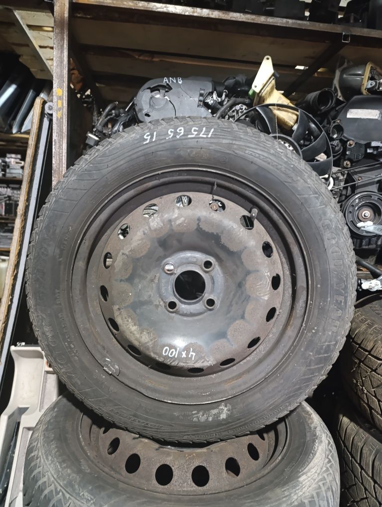 Диски железные R15 с резиной 4*100
