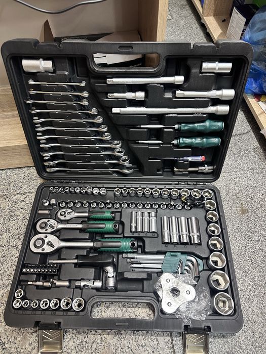 Набор ключи новый