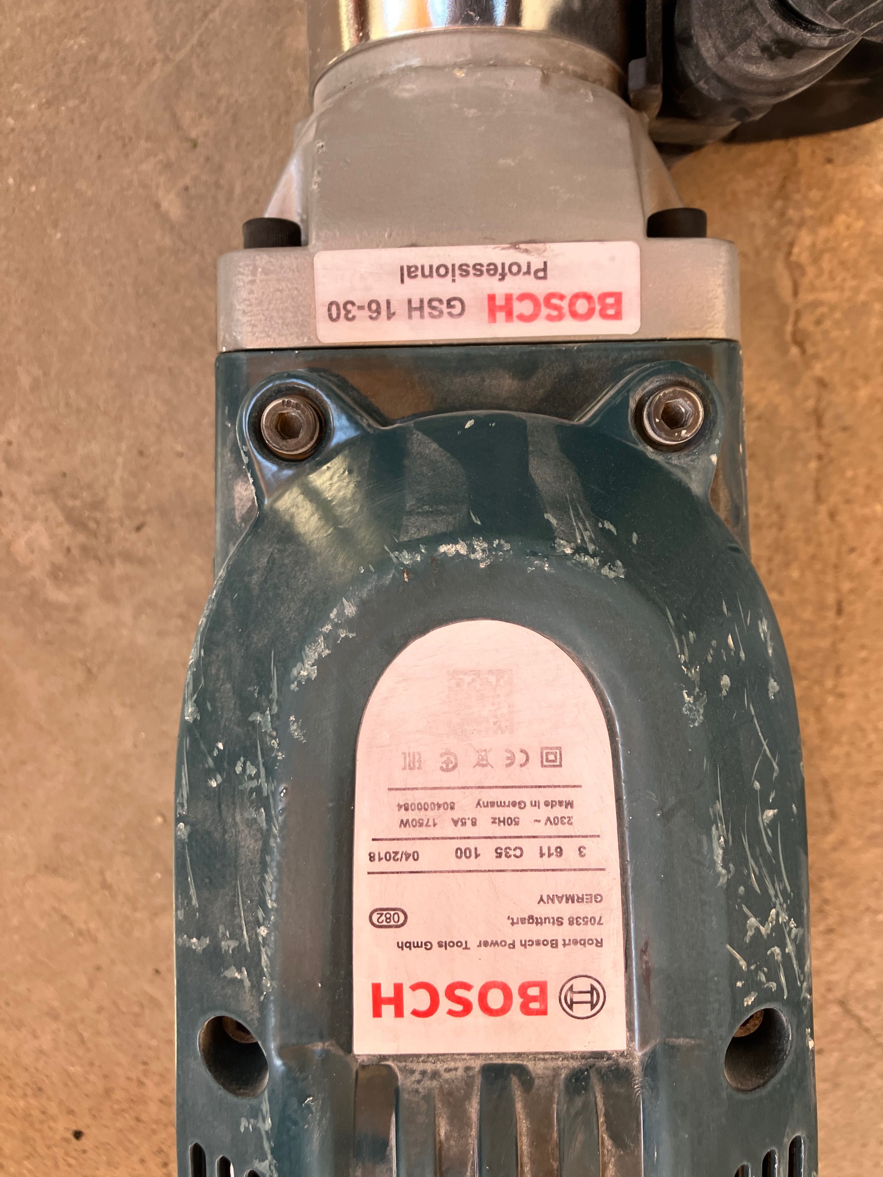 Bosch Къртач Vibration Control Hammer GSH 16-30 Professional