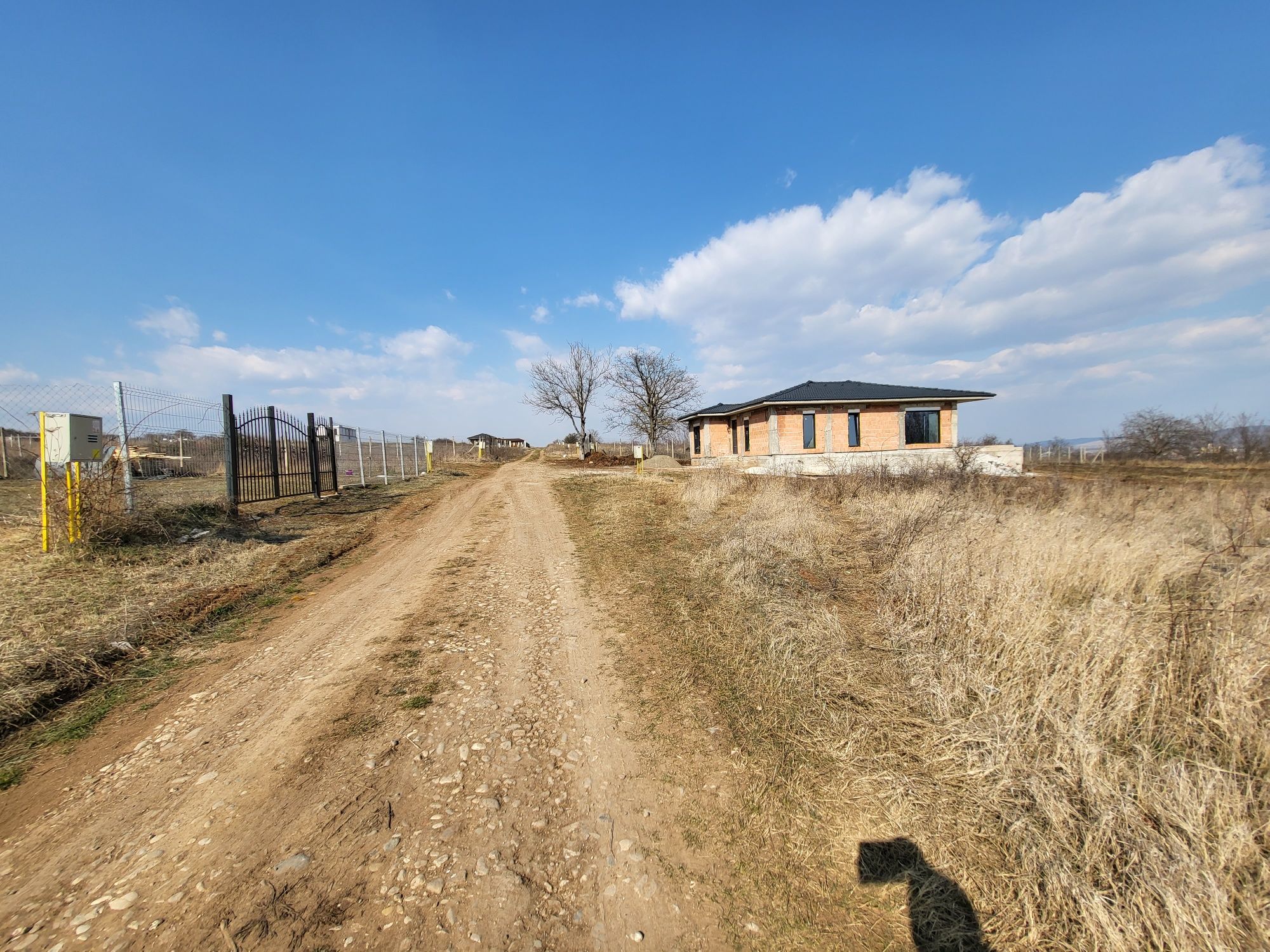 Teren de vânzare – Locul perfect pentru casa visurilor tale!