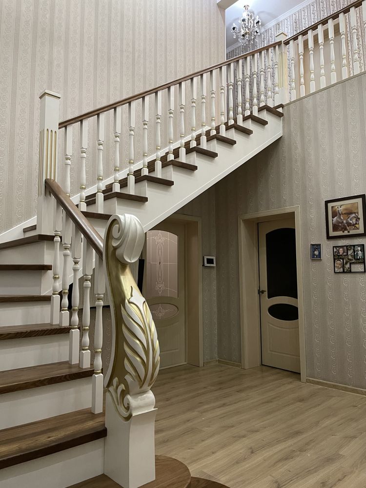 Лестница, Обшивка лестницы из дерево, Установка лестница