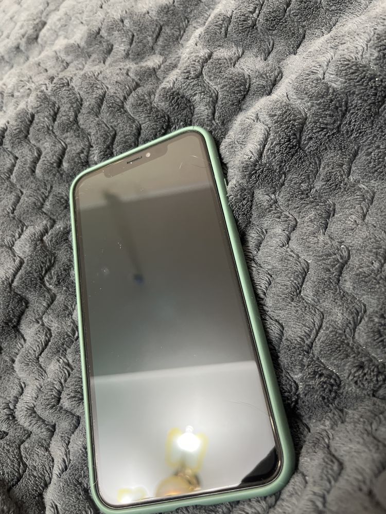 Продам айфон xs max 80 000 тыс