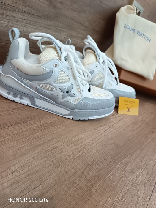 Продавам обувки на Louis vuıtton