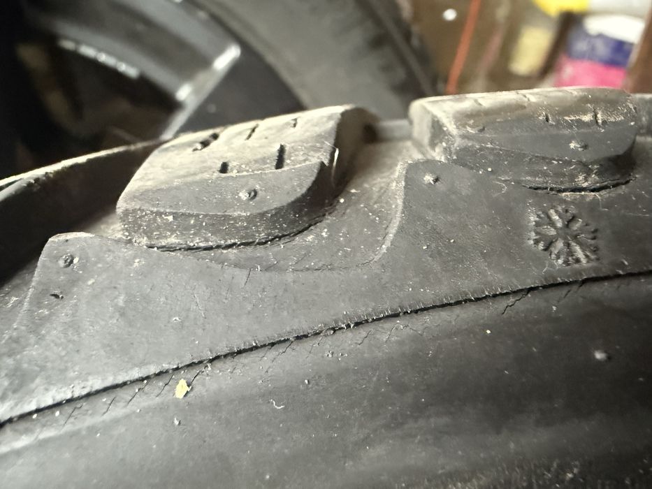 Jante 17 si cauciucuri de Iarna