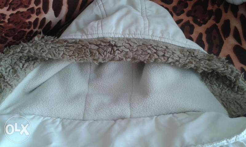 Бяло яке на Girl2Girl