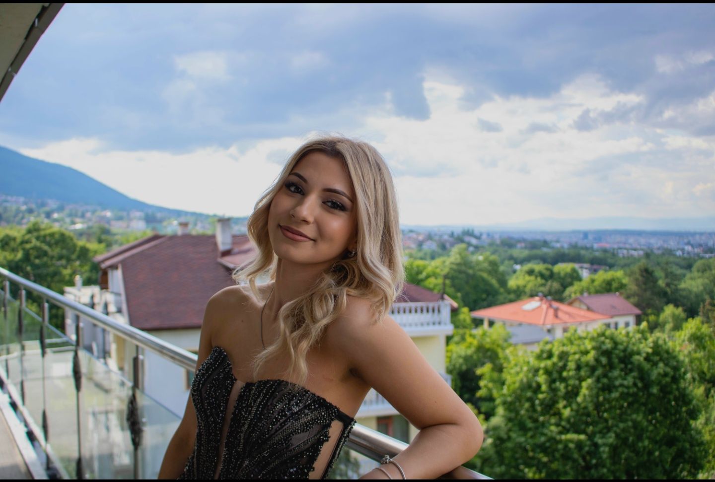 Фотограф  - 45лв/час + обработка