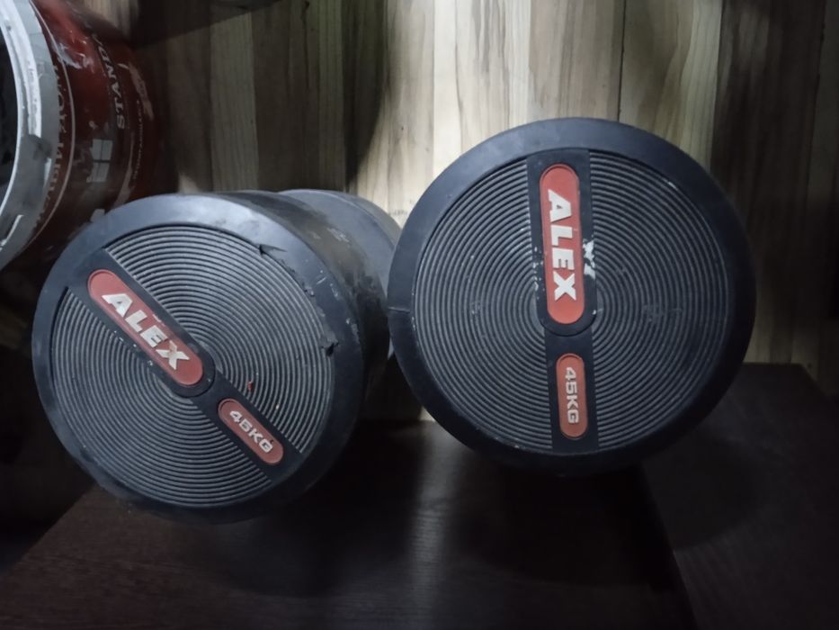 гантели по 45кг, пара 90кг