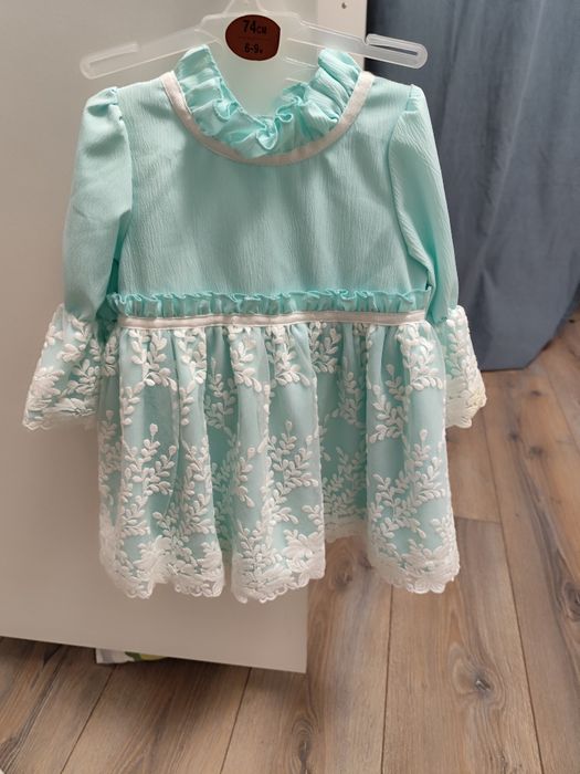 Rochie turcoaz  cu dantela alba