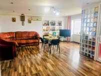 Închiriez apartament 3 camere cu vedere la mare în Mangalia