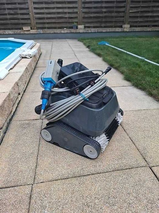 Робот за басейн 8STREME 7310