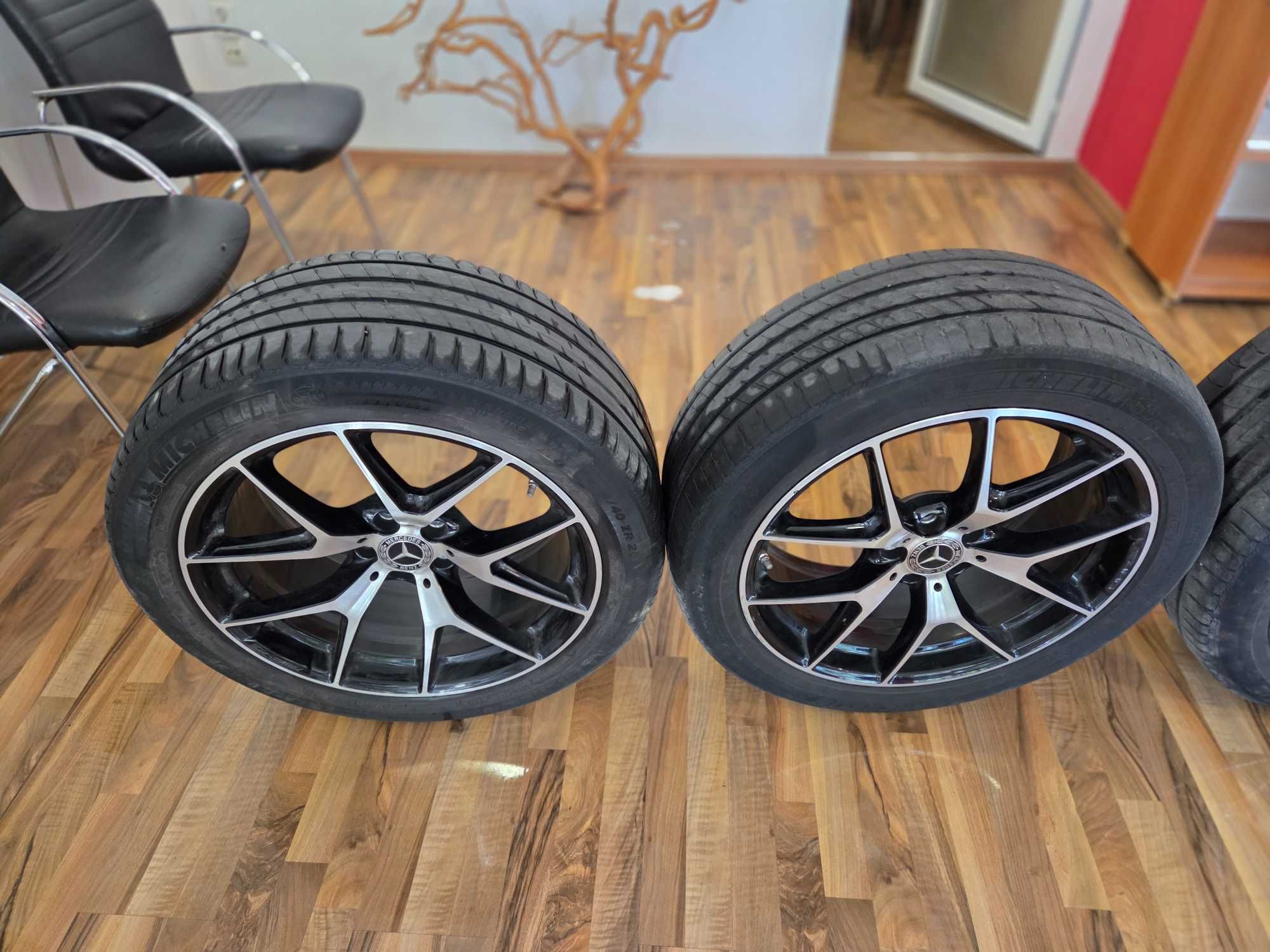 Продавам оригинални AMG джанти с гуми за MERCEDES 20 цола