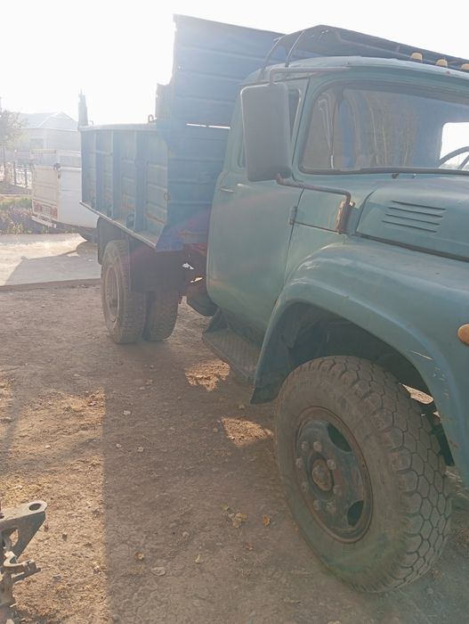 Зил 130 сотлади йили 1980