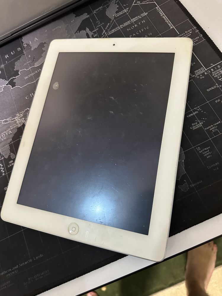 Продаю IPad