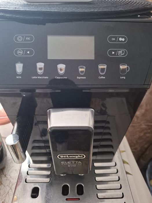 Esspresor automat De'Longhi