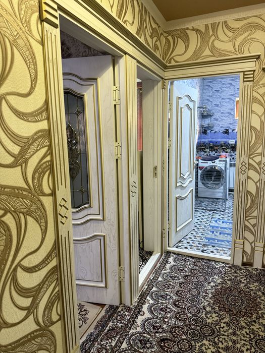 Srochna kvartira sotiladi