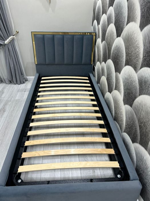 Кровать односпальная 90/200