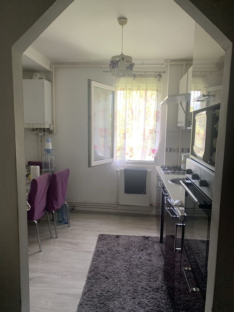 Inchiriez apartament 2 camere zona Astra