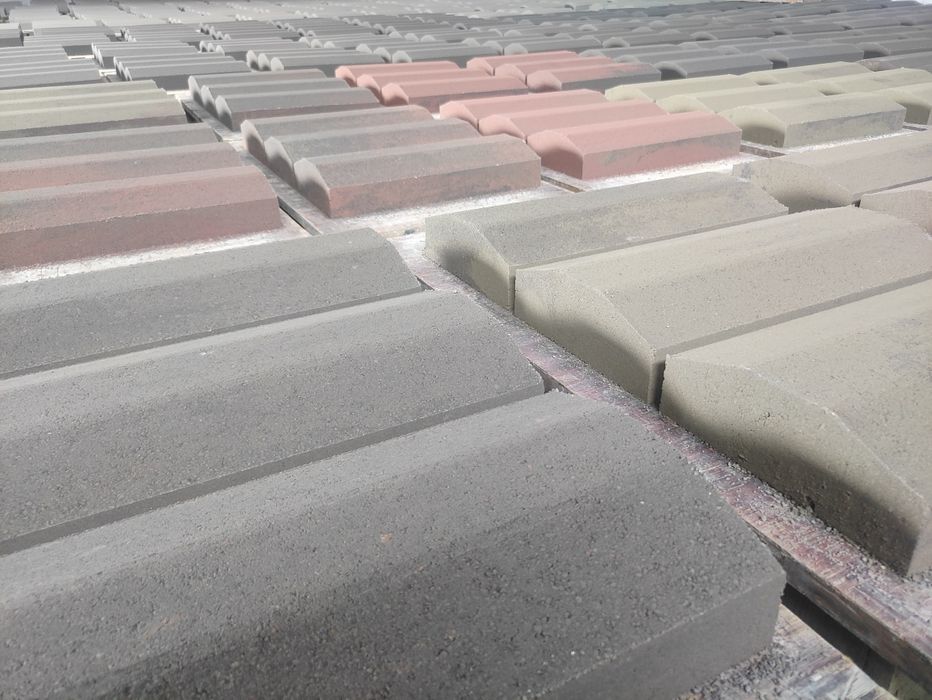 Capace de gard (interval) vibropresate