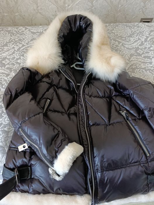 Куртка Max mara,размер s ,но подойдёт и m,новая
