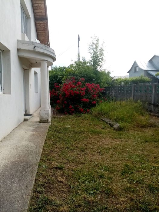 Doua case + 2100mp teren,Slatioarele, Babana, Argeș