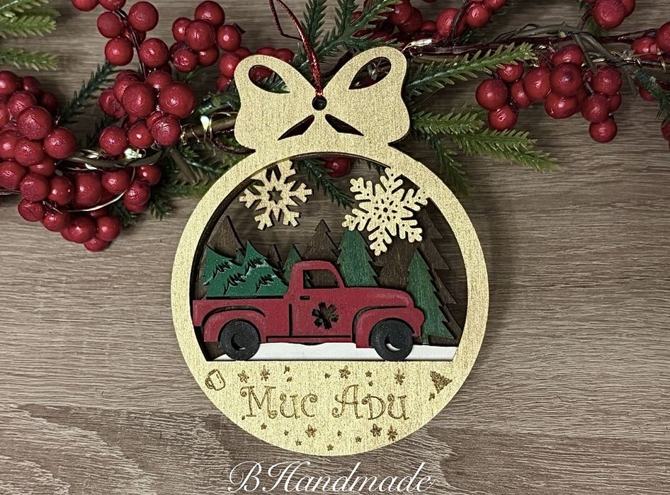 Персонализирани, ръчно рисувани, дървени, коледни орнаменти за елха