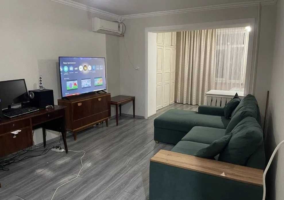 Продаётся 3/3/4 с ремонтом Кирпичный дом балкон 2х6 ор-р Шахристанский