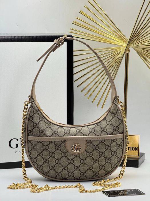 Geanta Gucci Noua !!! Dimensiuni 25/15 !!!