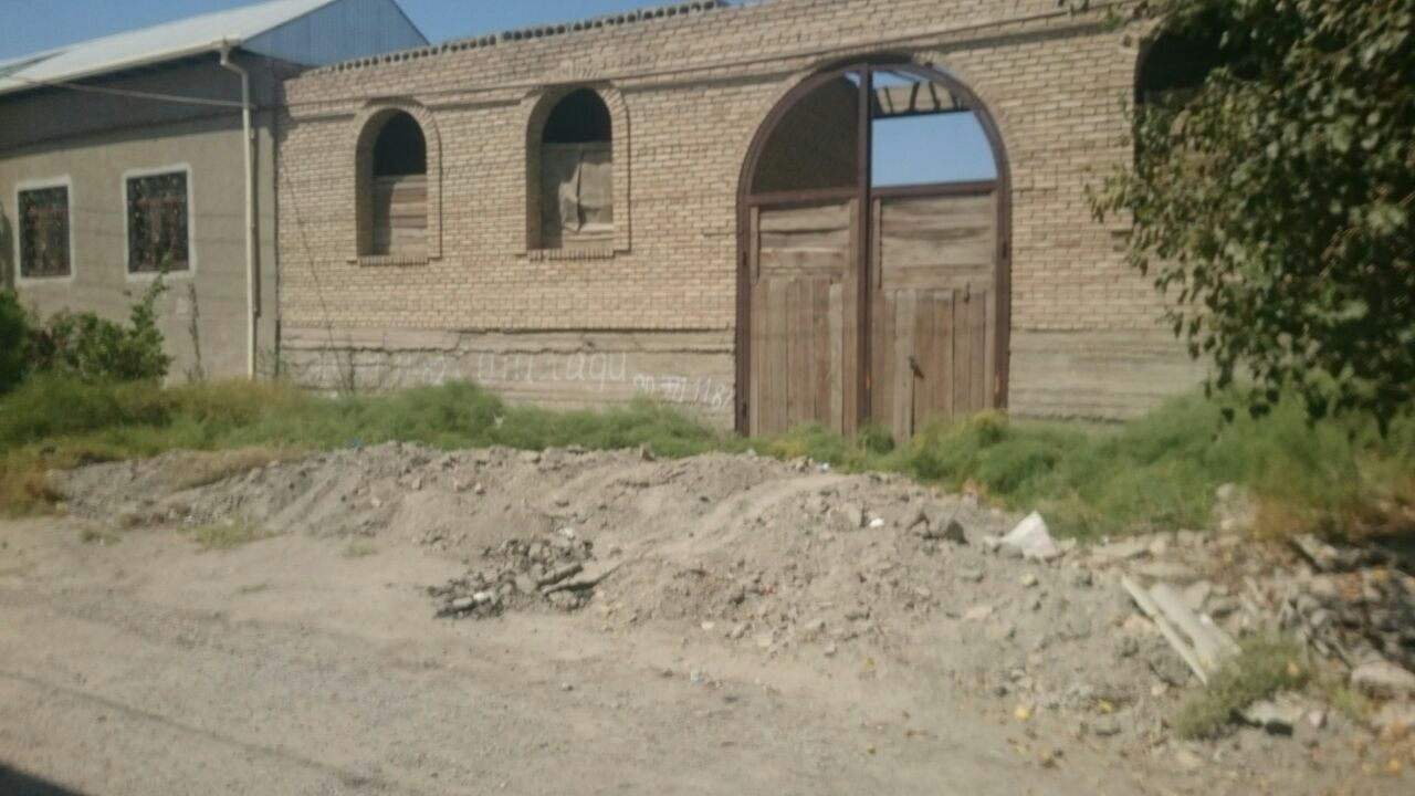 Обменяю недостроенный Дом 2 этажа,ОблГАИ,на квартиру в Ташкенте