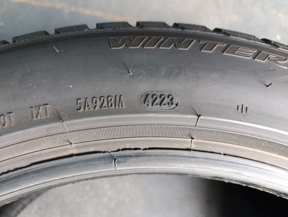 Anvelope de iarnă 255 45 19 Pirelli dot 2023