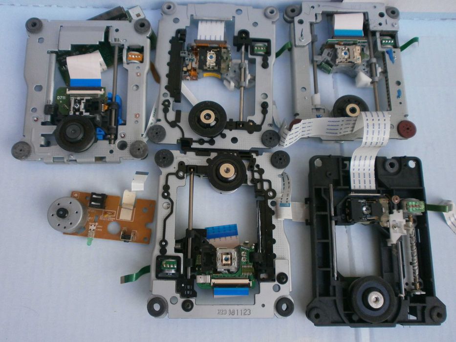 laptop lenovo, monitor fujitsu siemens si alte piese