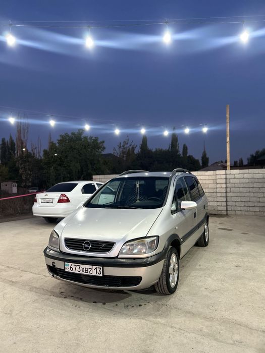 Опель Зафира 2000